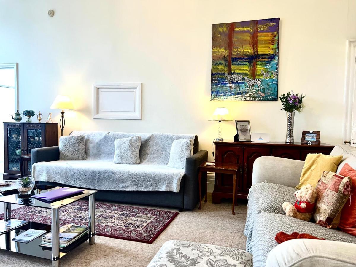 Grosvenor Apartments In Bath - Great For Families, Groups, Couples, 80 Sq M, Parking Exterior photo