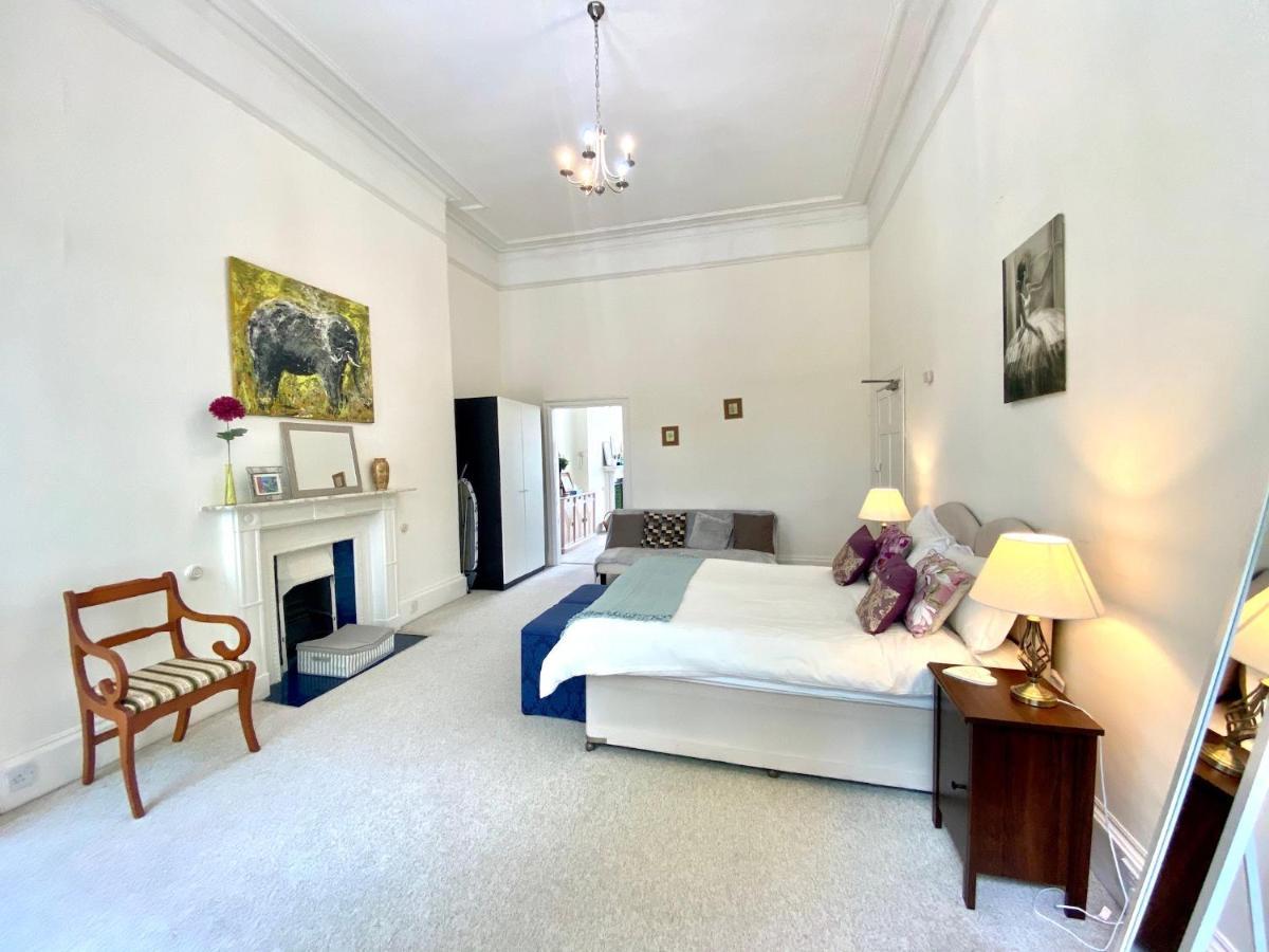 Grosvenor Apartments In Bath - Great For Families, Groups, Couples, 80 Sq M, Parking Exterior photo