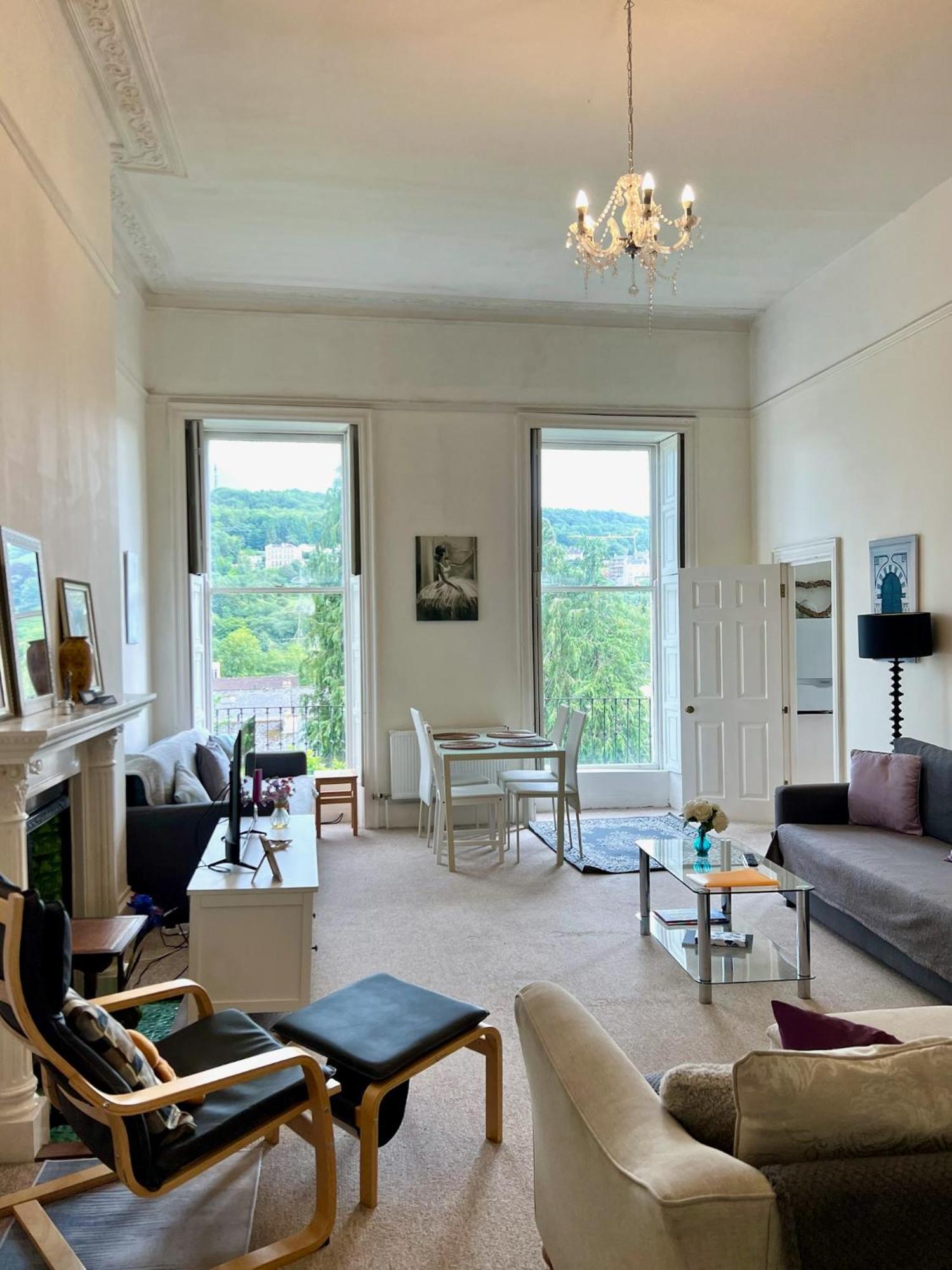 Grosvenor Apartments In Bath - Great For Families, Groups, Couples, 80 Sq M, Parking Exterior photo