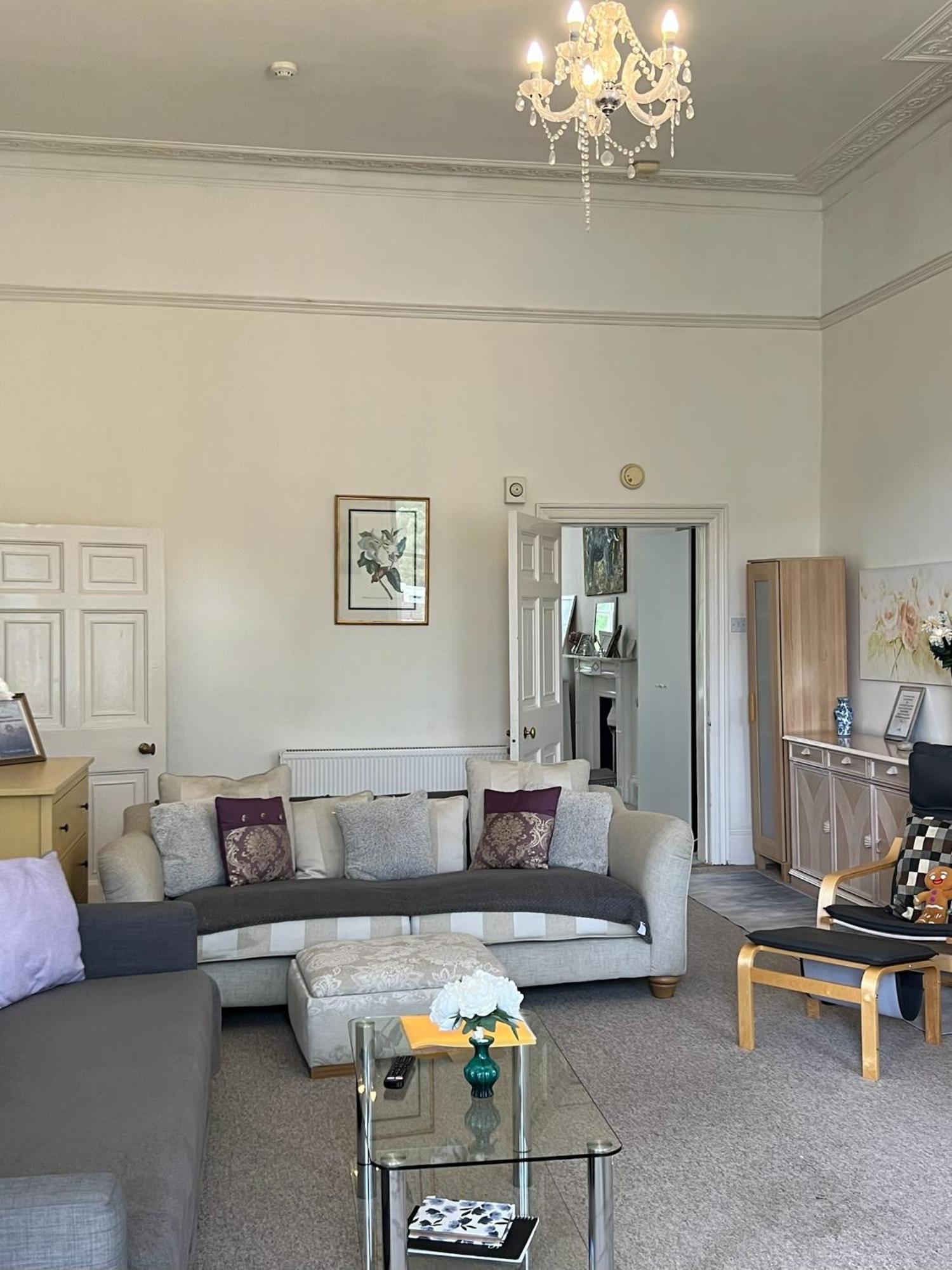Grosvenor Apartments In Bath - Great For Families, Groups, Couples, 80 Sq M, Parking Exterior photo